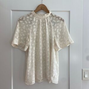 Anthropologie 🤍 Feather Bone Chatelet Ivory/White Top Medium